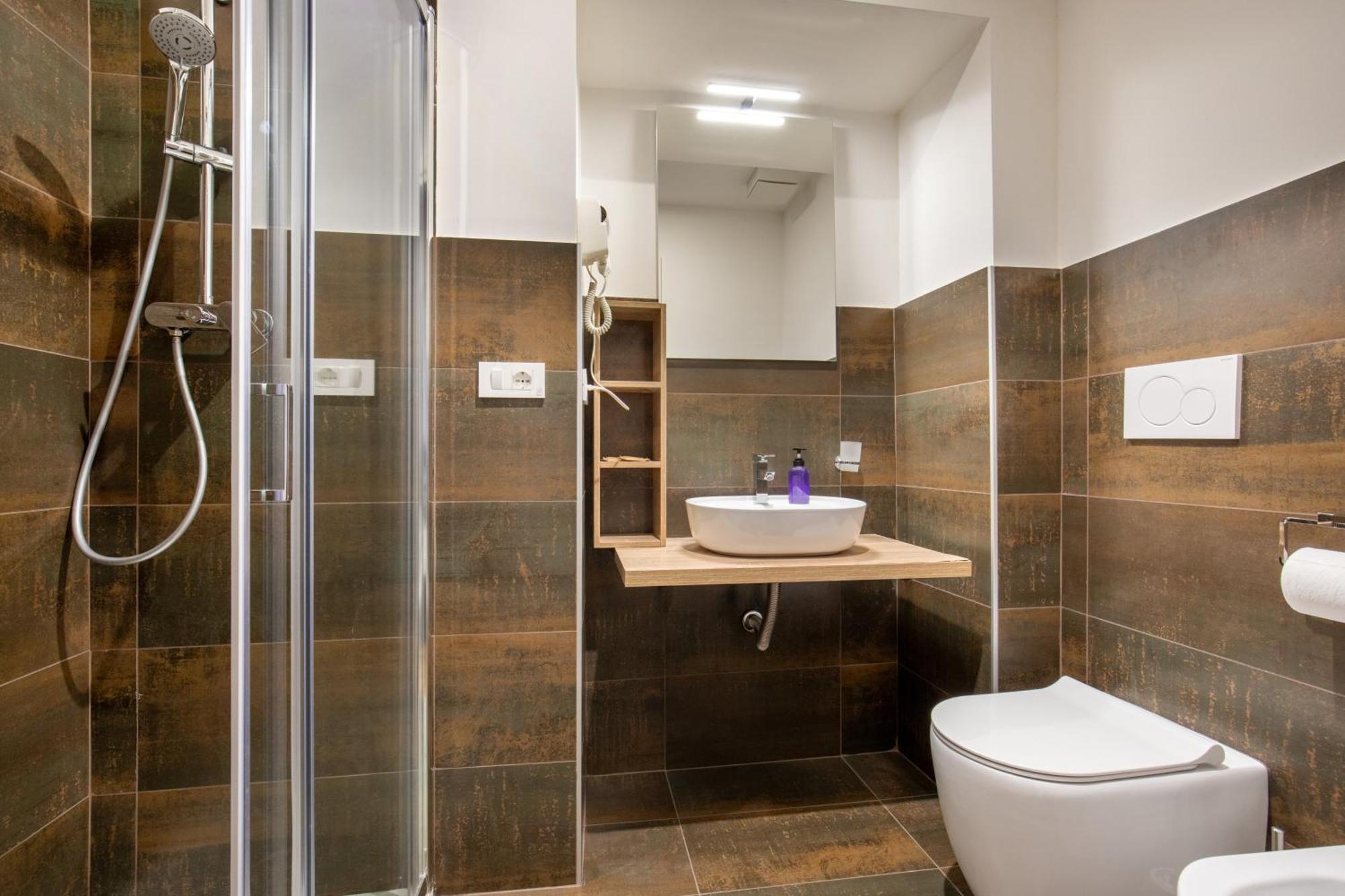 Deluxe Triple Room Annex Building